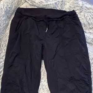 Lululemon Black Cropped Pants